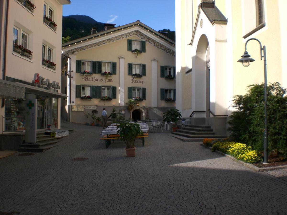 Gasthaus Kreuz Schruns ภายนอก รูปภาพ